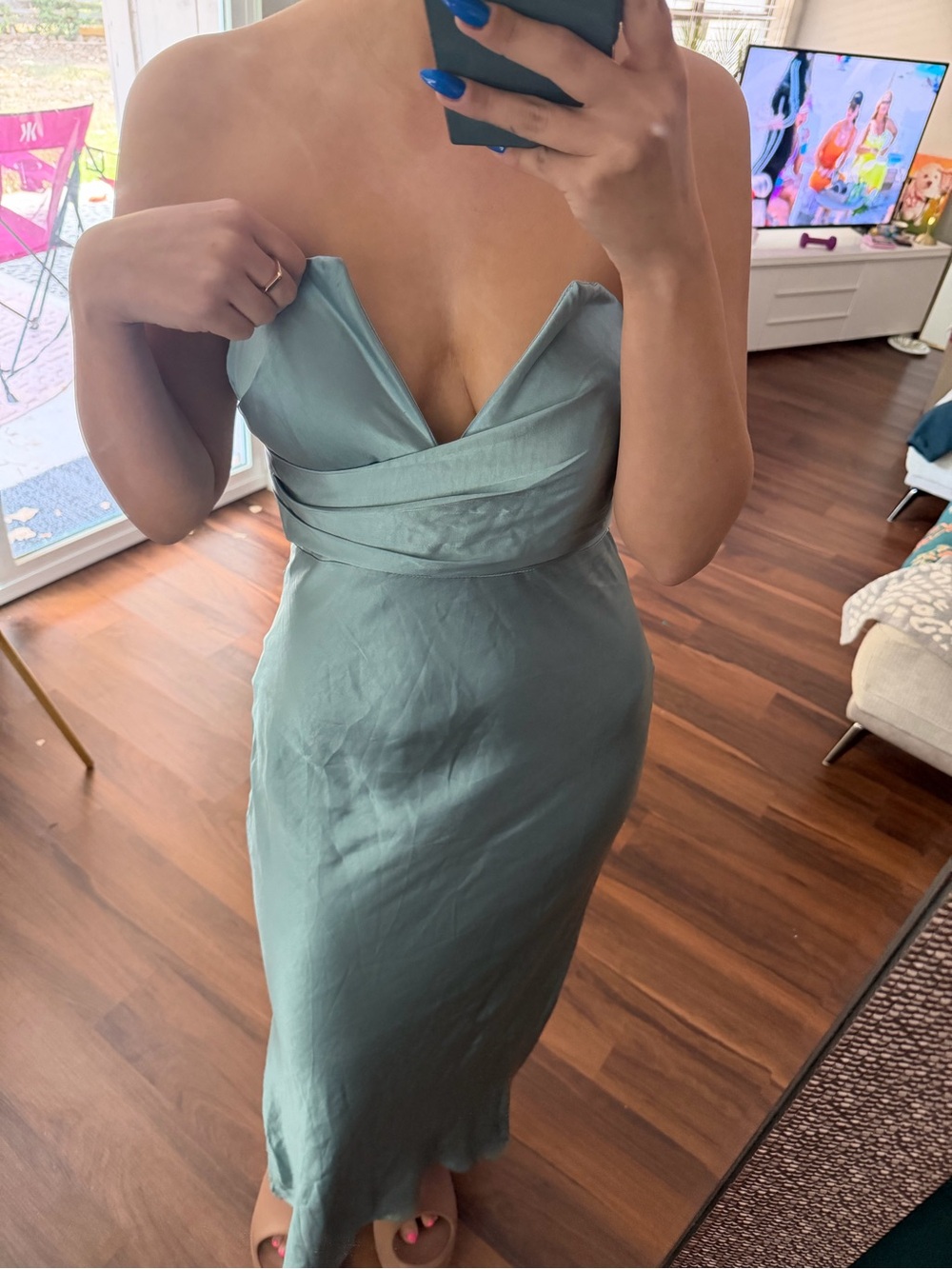 Selfie Leslie Strapless Sweetheart Midi Dress in Sage